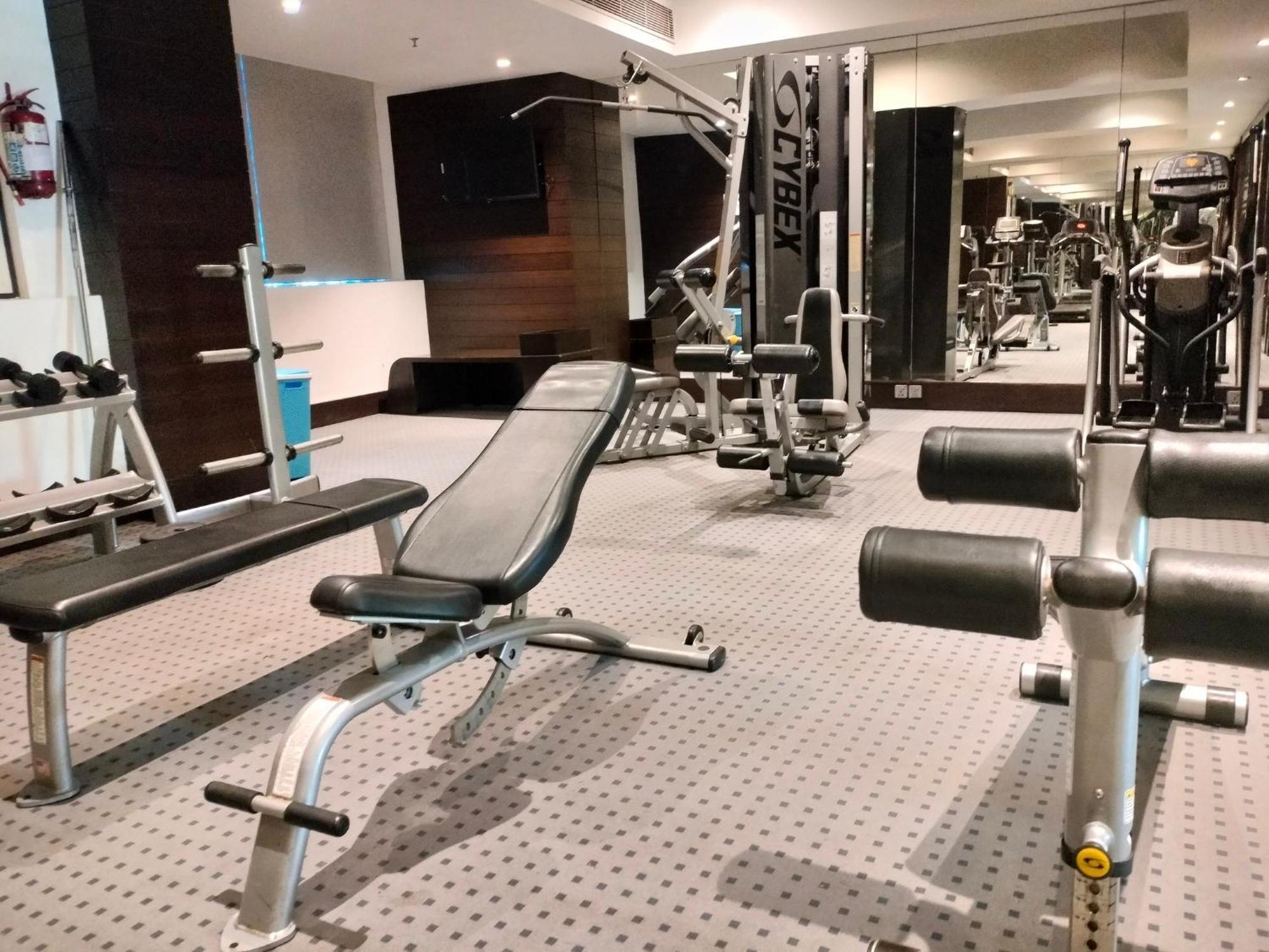 홀리데이 인 찬디가르 판치쿨라 호텔 판체쿠라 외부 사진 The gym at the hotel